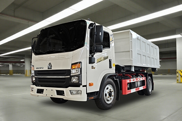 Hook-Arm Garbage Truck