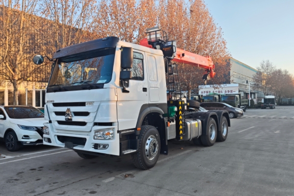 10T Telescopic boom crane JSQS2504G+Tractor Chassis